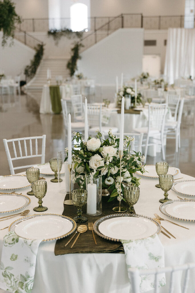 Table design at The Grand at Willow Springs wedding reception
